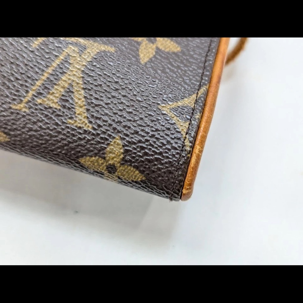 Louis Vuitton Brown Monogram Crossbody Bag with Tan Trim - Picture 11 of 13